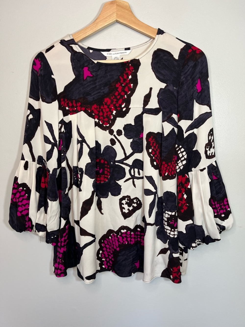 Diane Von Furstenberg Floral Silk Blouse Top Cream Black Pink Women’s Small